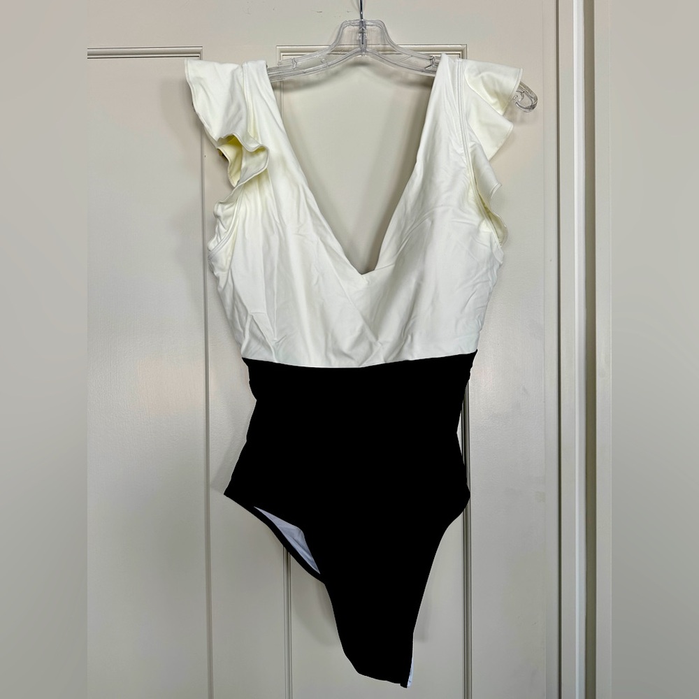 SUMMERSALT Ruffle Backflip swim suit. Never Worn.